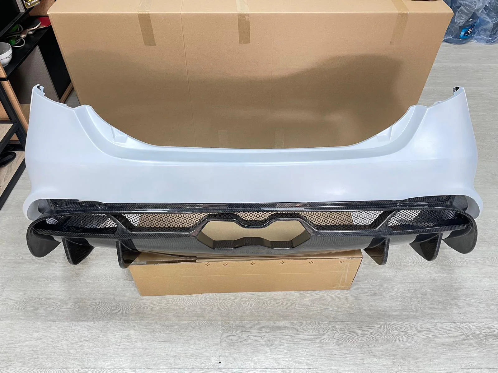 Alfa Romeo Giulia GTAM Body Kit (2016-2023) Half Carbon