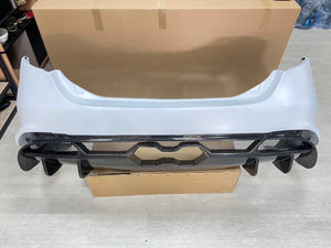 Alfa Romeo Giulia GTAM Body Kit (2016-2023) Half Carbon