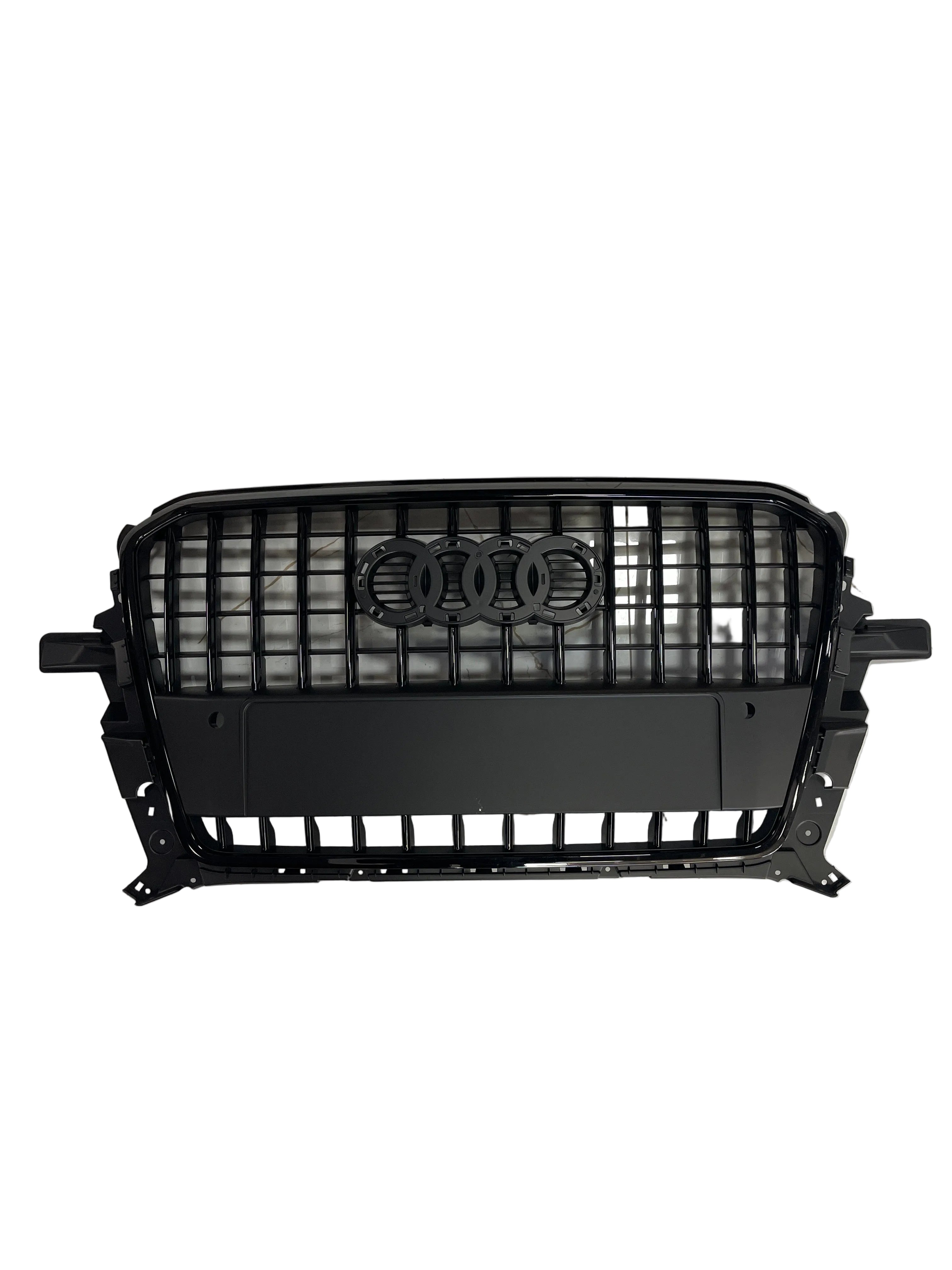 Grilë e zezë për Audi Q5 (2013-2016)