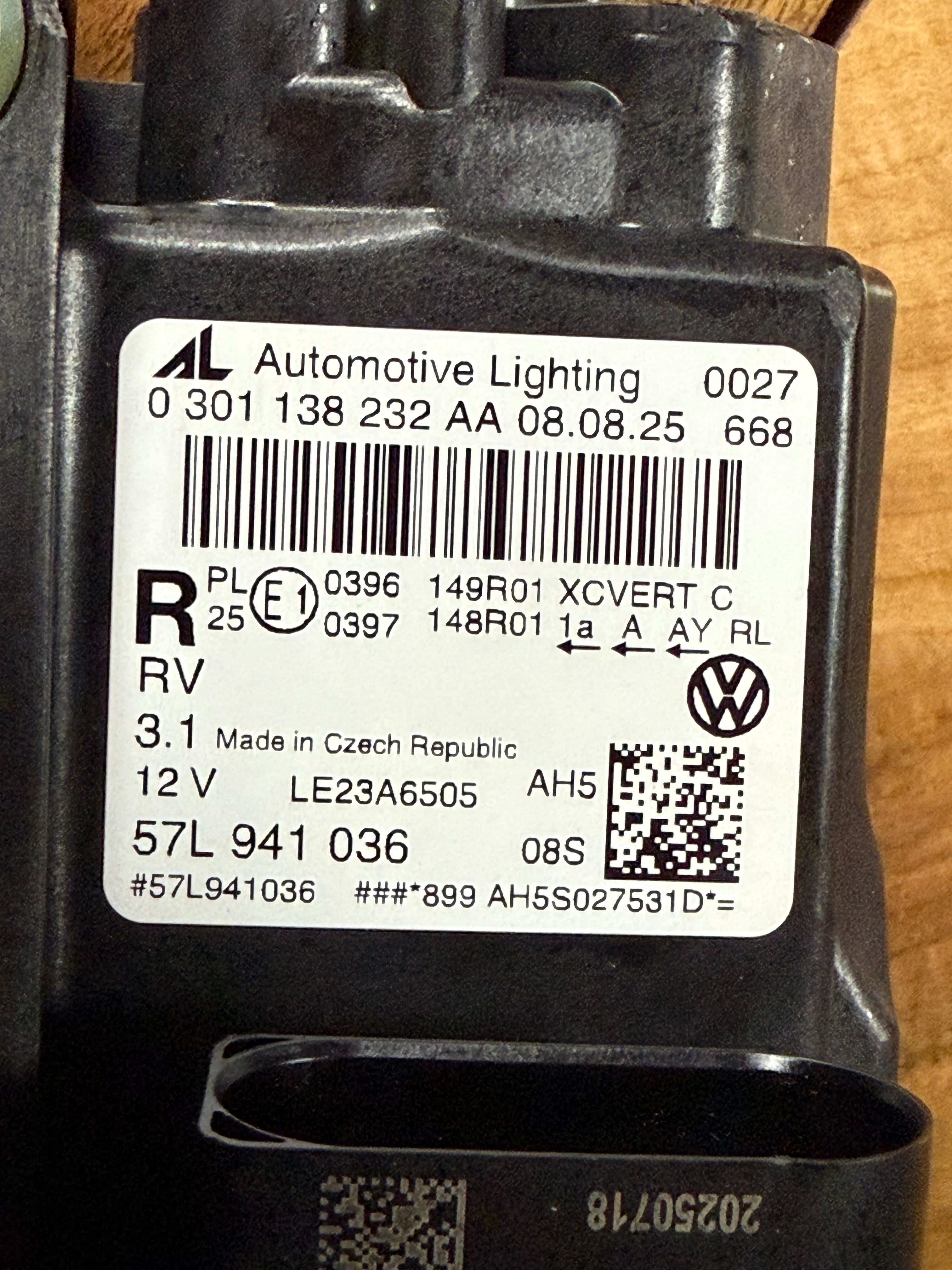 VW Tiguan 3 Full Led R (2024+) 57L 941 036