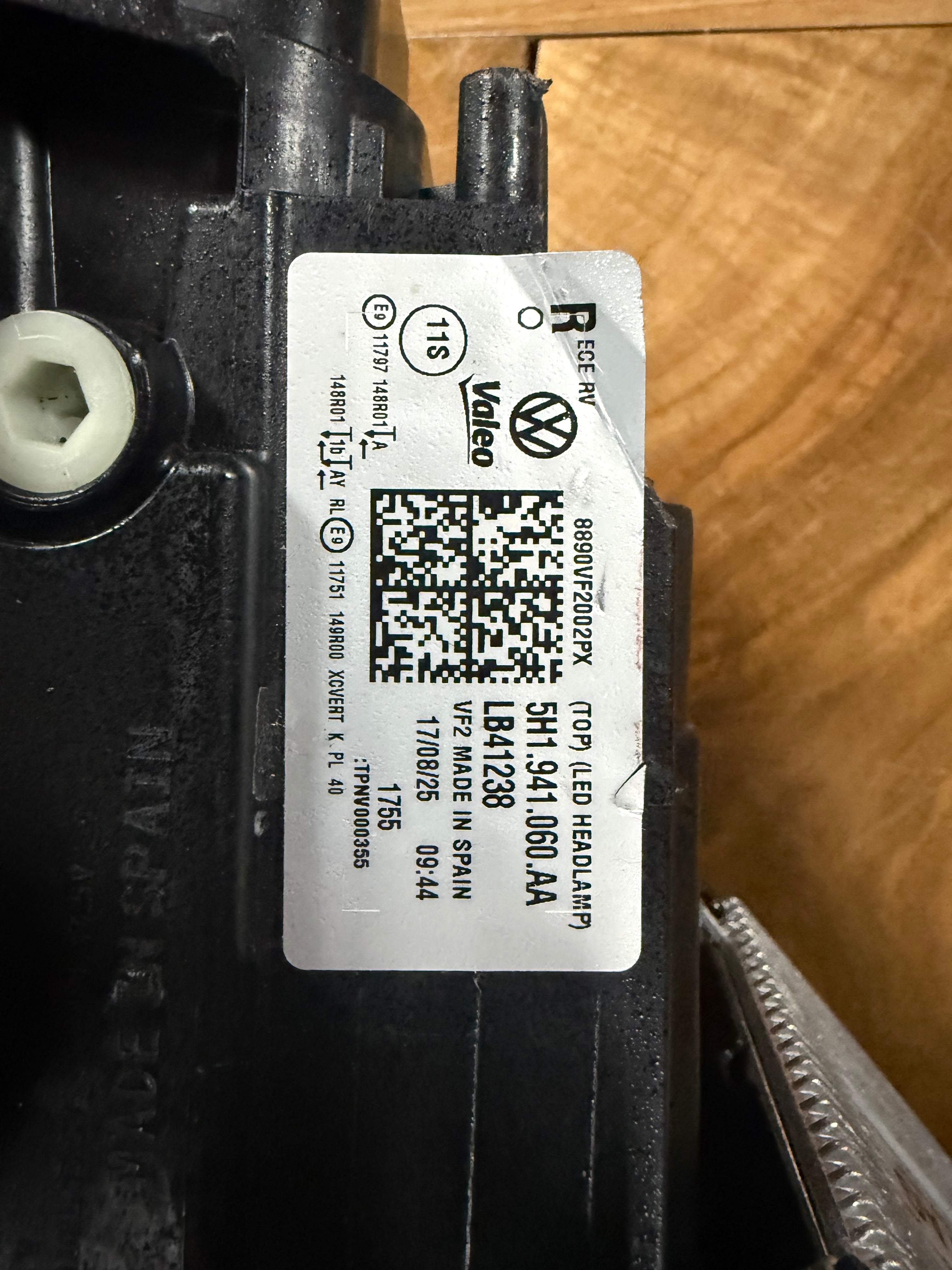 VW Golf MK8 Full LED L (2019+) 5H1.941.060.AA