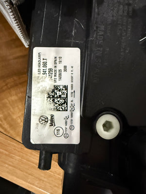 VW Golf 8.5 IQ Light Right (2024+) 941.060.T