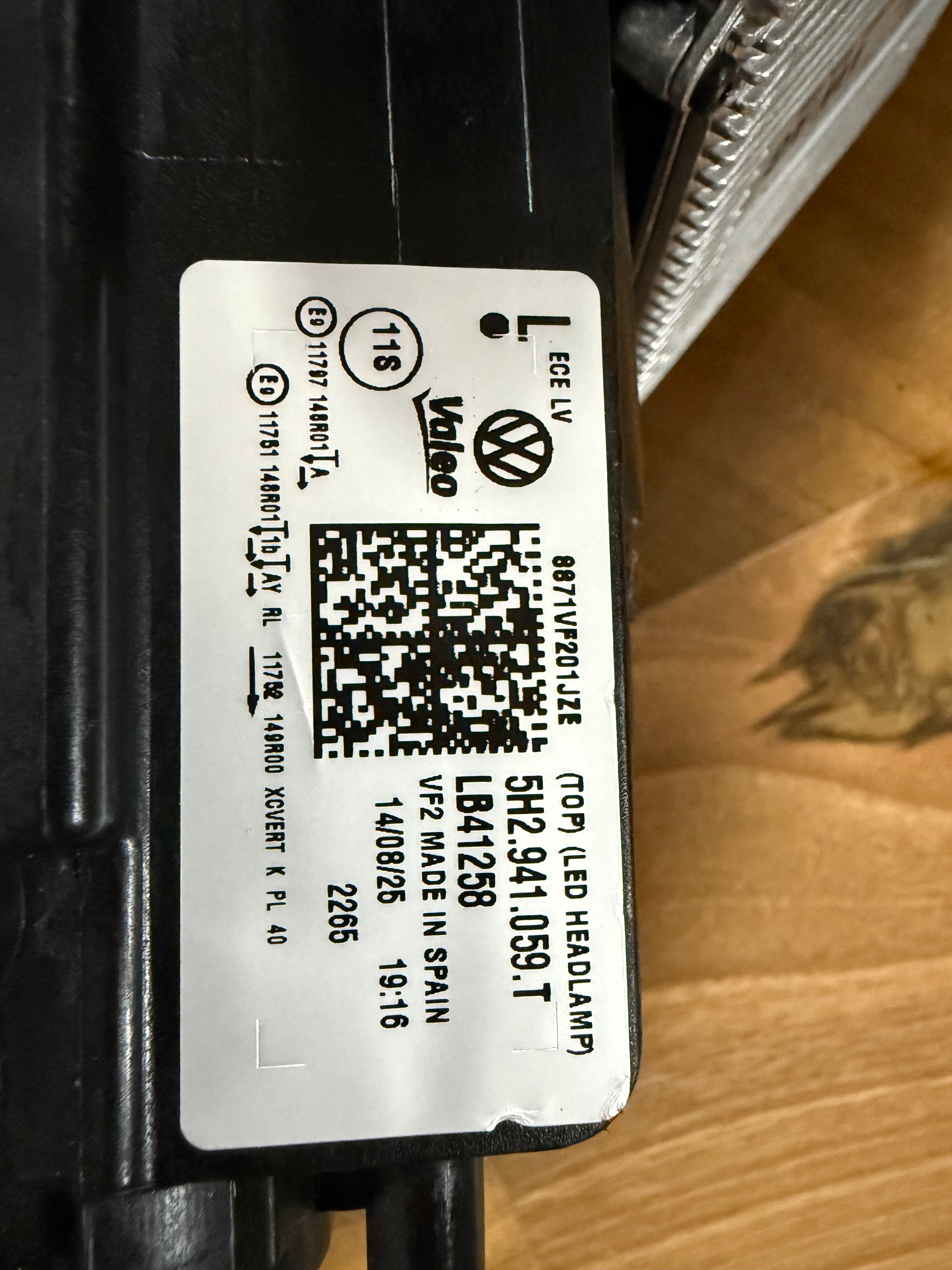 VW Golf 8.5 IQ Light Left (2024+) 5H2.941.059.T