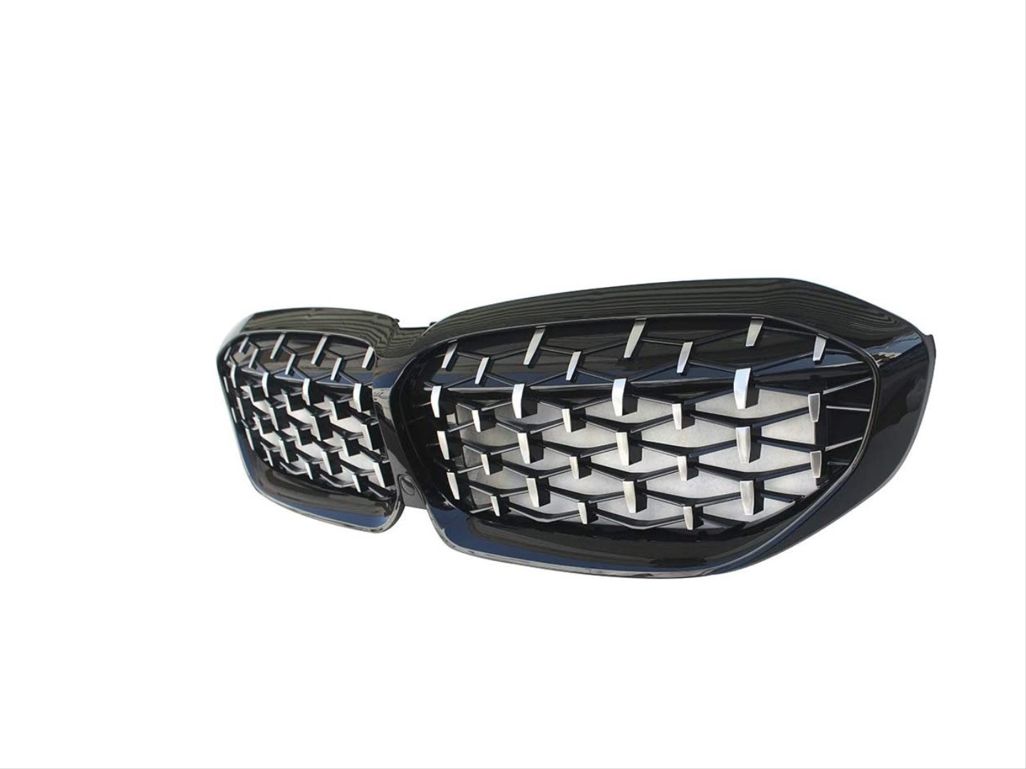 3 Series G20 Grill Diamonds (2019-2022)