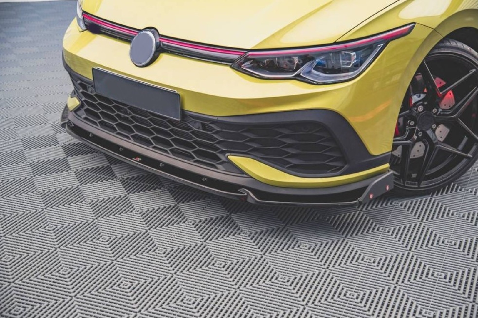 VW Golf 8 Front Lip Black (Life, Style, Active)
