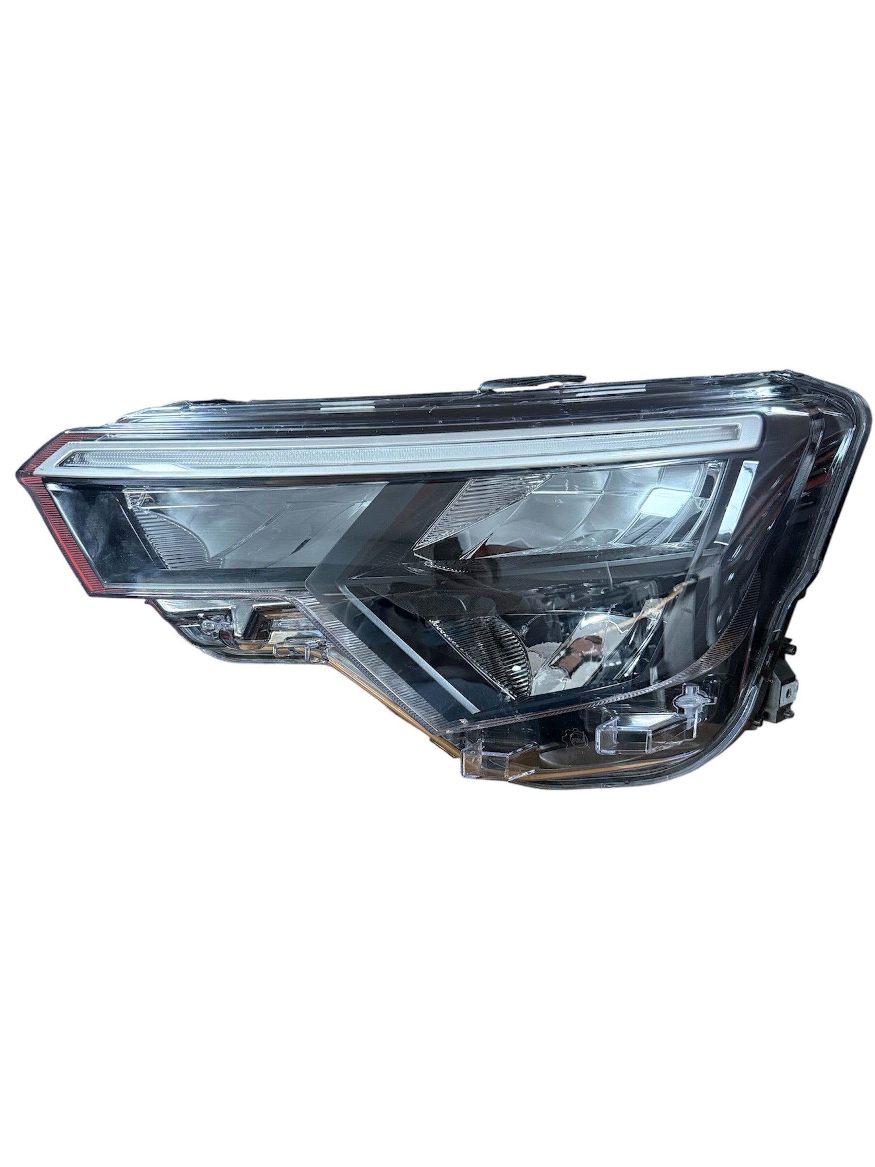 Audi/VW Amarok Headlight L (2024)2HT941036