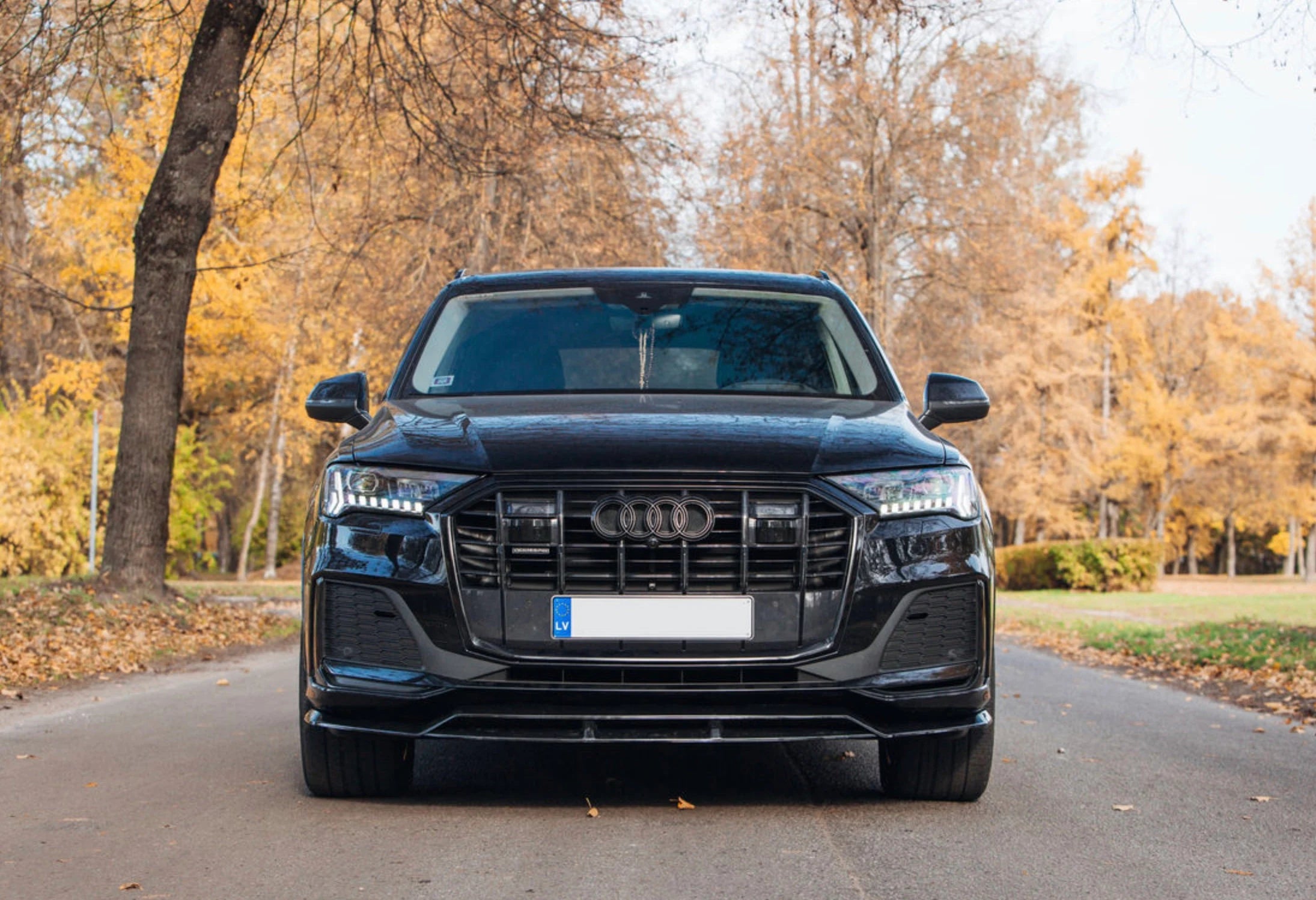 Audi Q7 Front Lip 4 Pieces (2020-2024) S Line